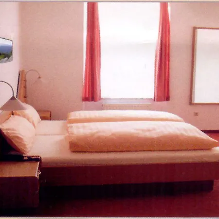 Hotel Zum Goldenen Loewen 3*